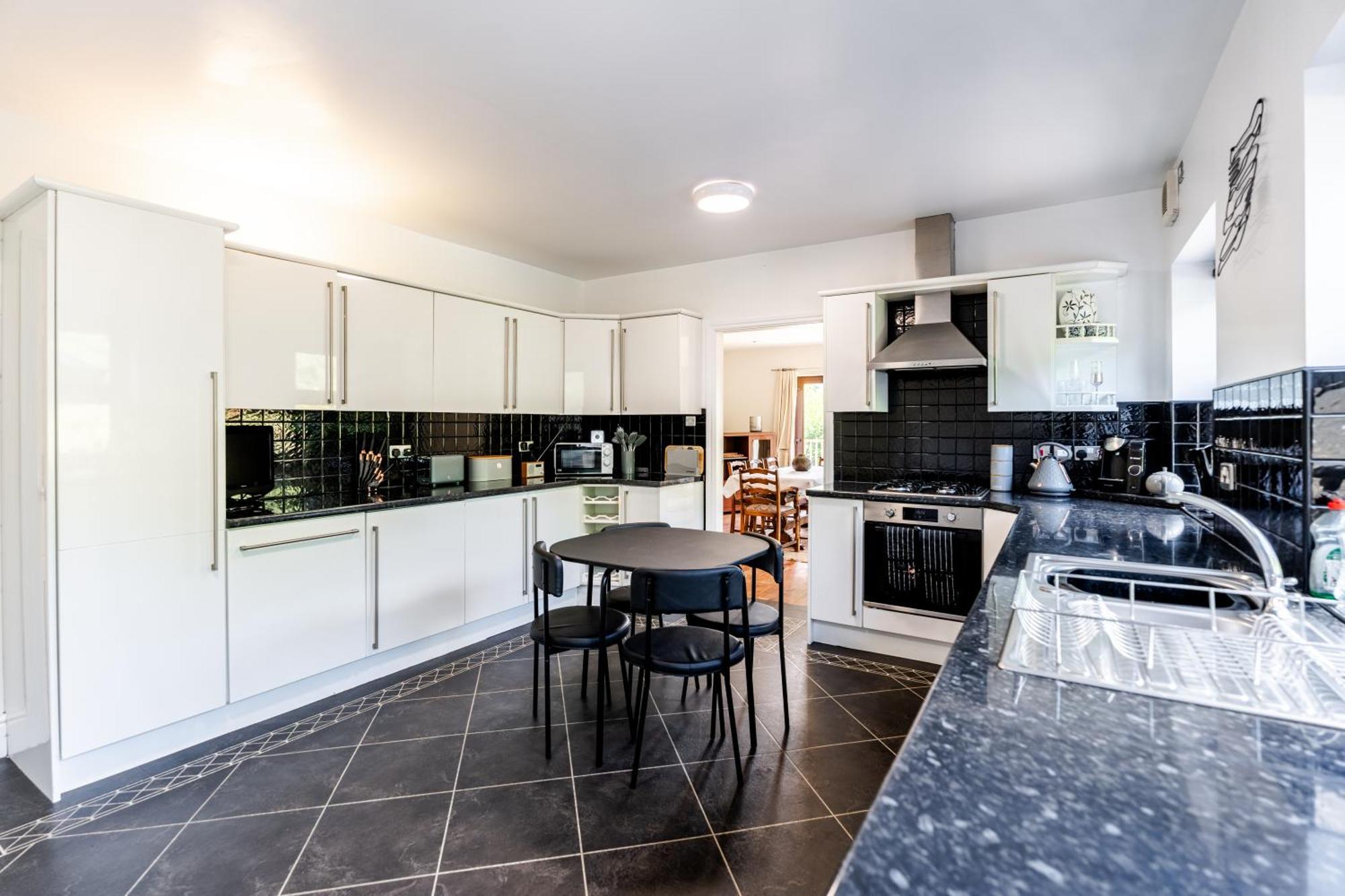 The House @ Sitwell Arms Hotel Renishaw Extérieur photo